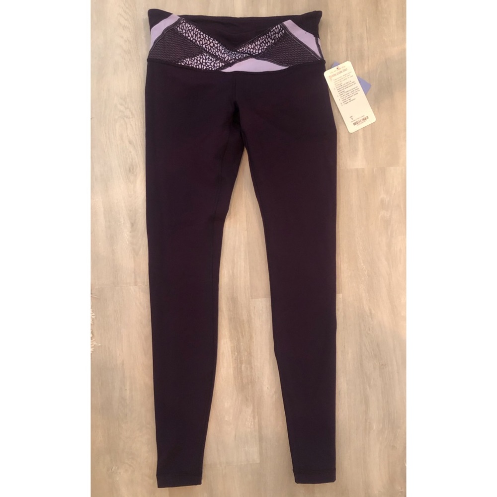 NEW! Lululemon Wonder Under Leggings. Size 6
